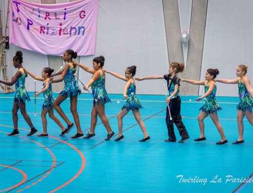 Twirling La Parisienne — Paris 17 (photo 3 sur 7)