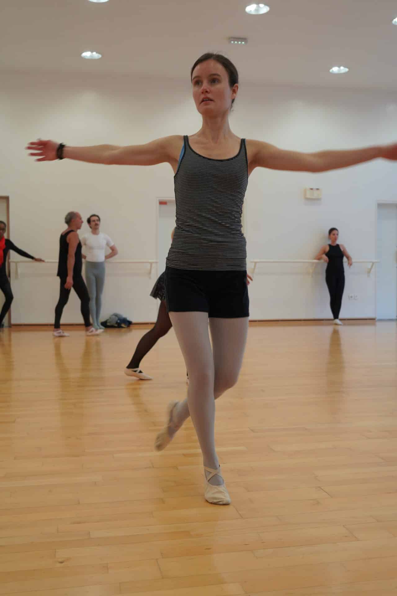 Danse classique Niveau Intermédiaire - Pour Ado et Adultes